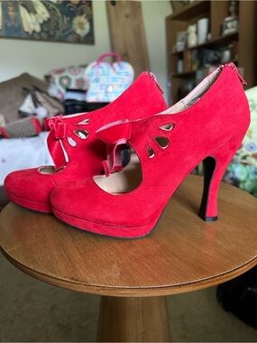Vintage Bongo Pin-Up Style 4” Heels from Y2K sz 6.5